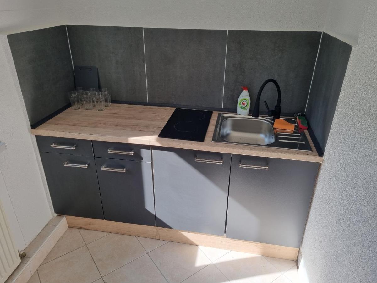 Apartman Emily เบรซโน ภายนอก รูปภาพ