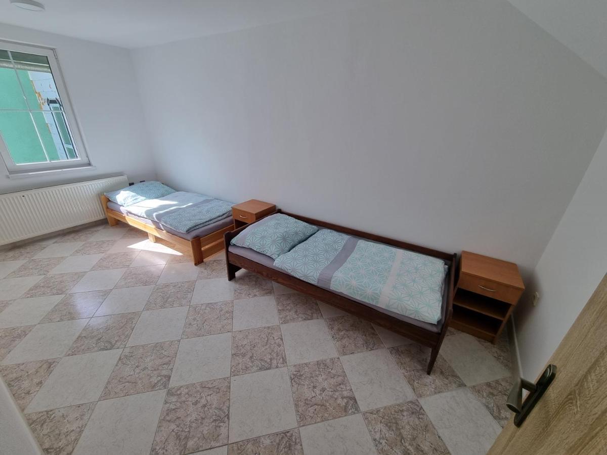 Apartman Emily เบรซโน ภายนอก รูปภาพ